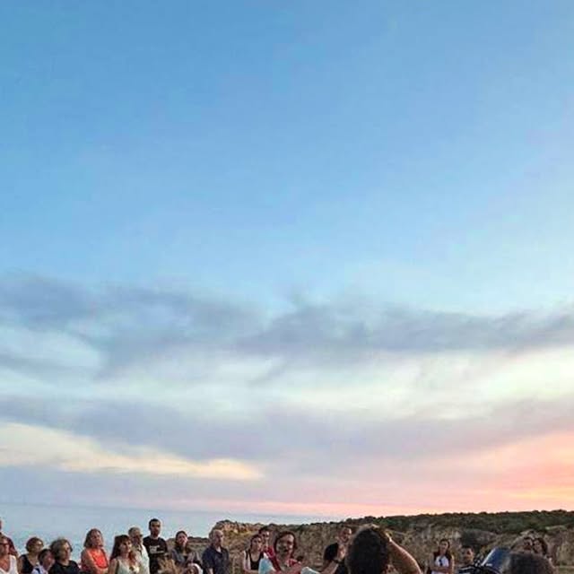 O Centro Ciência Viva do Algarve esteve no miradouro da Praia da Marinha, para uma observação astrónomica 🔭